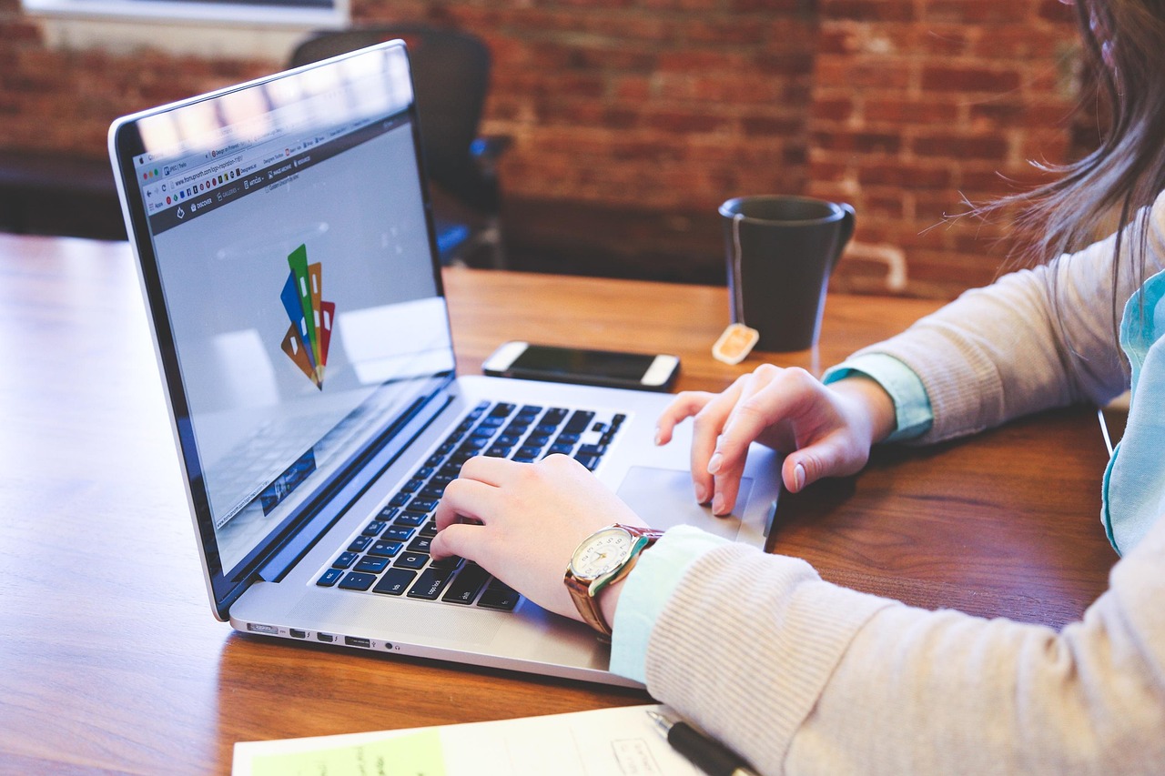 découvrez les meilleures stratégies de marketing digital pour augmenter votre visibilité en ligne, attirer plus de clients et développer votre activité efficacement.